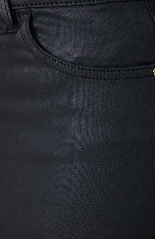 Siyah Kaplamalı Skinny Kalıp Denim Pantolon