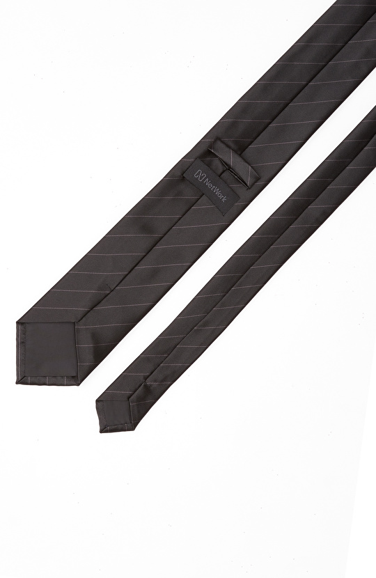 Siyah Çizgili Kravat