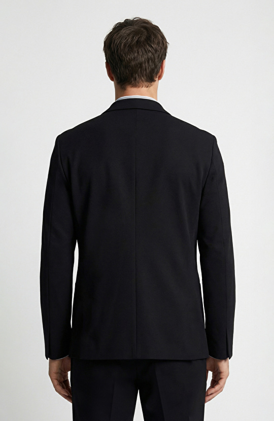 Black Traveler Suit