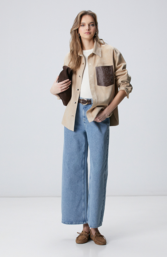 Bej Cep Detaylı Süet Gömlek