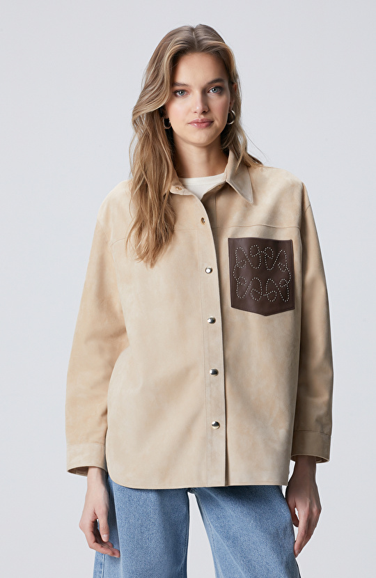 Bej Cep Detaylı Süet Gömlek