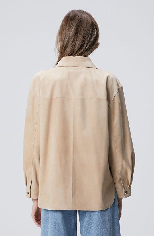 Bej Cep Detaylı Süet Gömlek