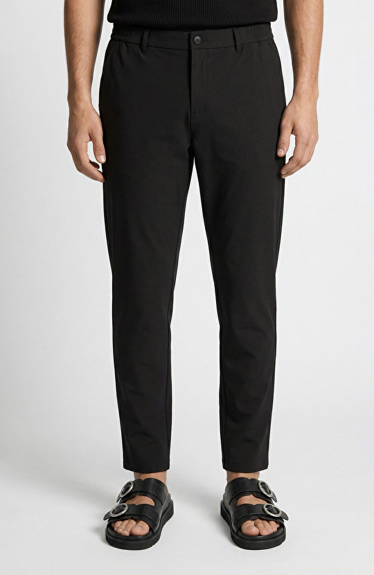 Siyah Teknik Pantolon