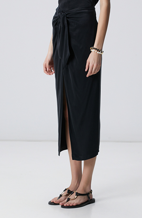 Siyah Midi Cupro Etek