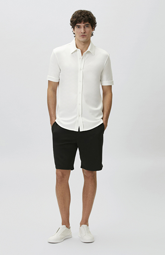 Slim Fit Off White Short Sleeve Knitted Shirt