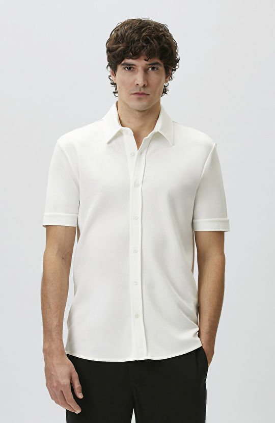 Slim Fit Off White Short Sleeve Knitted Shirt
