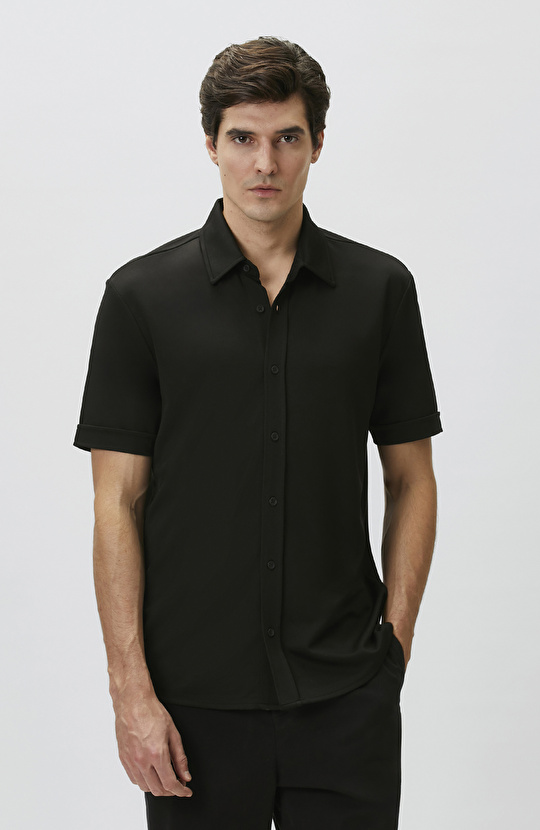 Slim Fit Black Short Sleeve Knitted Shirt