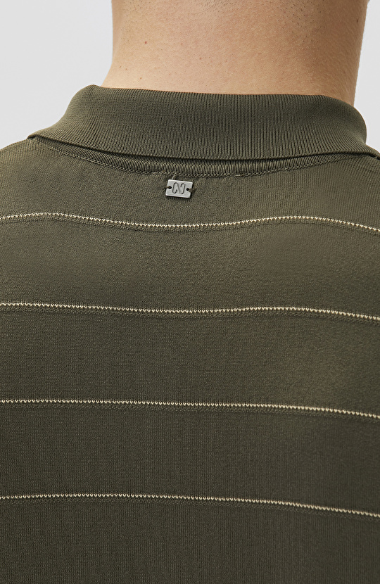 Haki Fermuarlı Polo Yaka Çizgili Kısa Kol Kazak