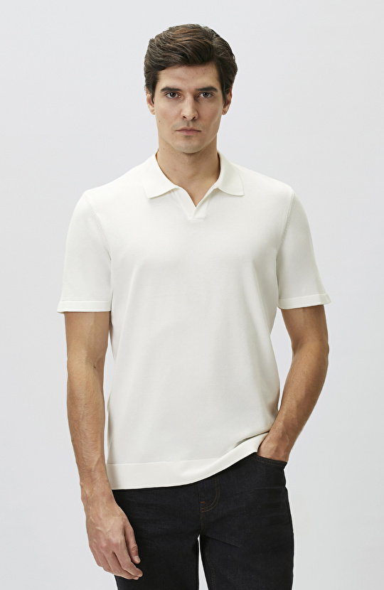 Kırık Beyaz Apaj Yaka Kısa Kol Basic Kazak