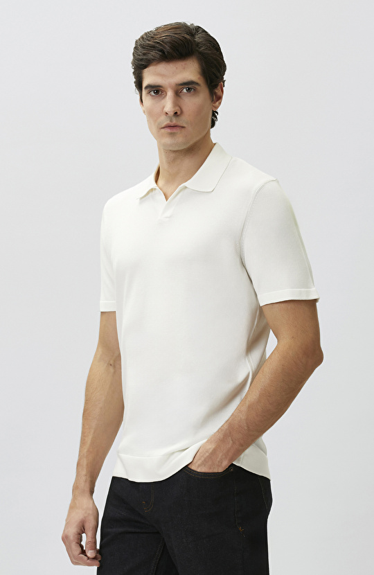 Kırık Beyaz Apaj Yaka Kısa Kol Basic Kazak