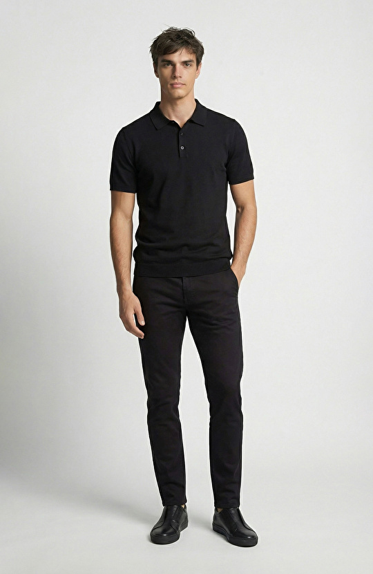 Siyah Polo Yaka Kısa Kol Patı Renkli Kazak