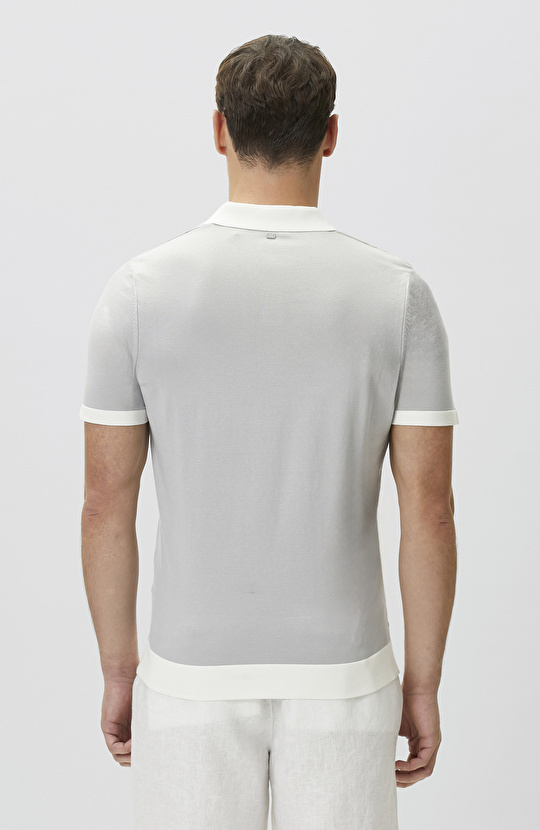 Gri Apaş Yaka Kontrast Renk Detaylı Kazak