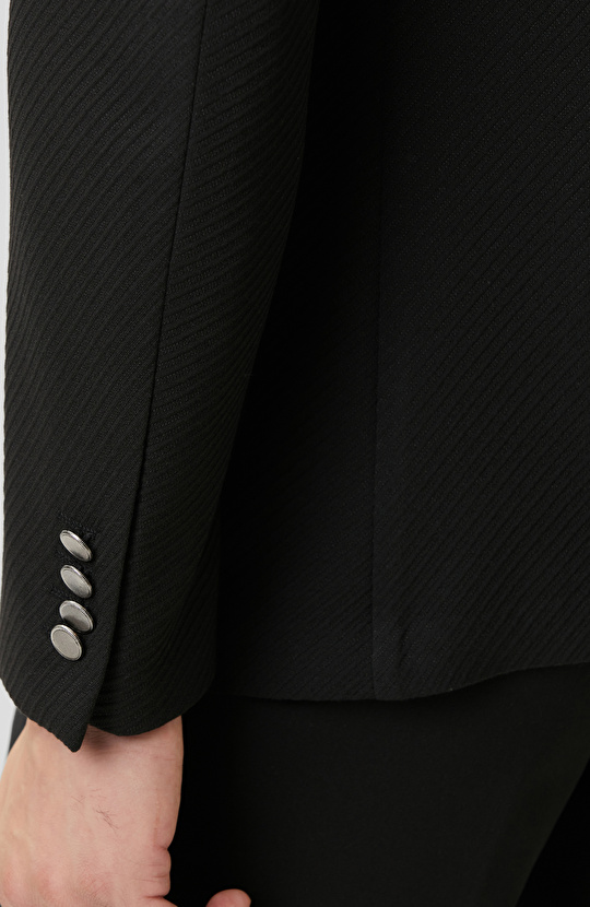 Siyah Diyagonal Örme Ceket