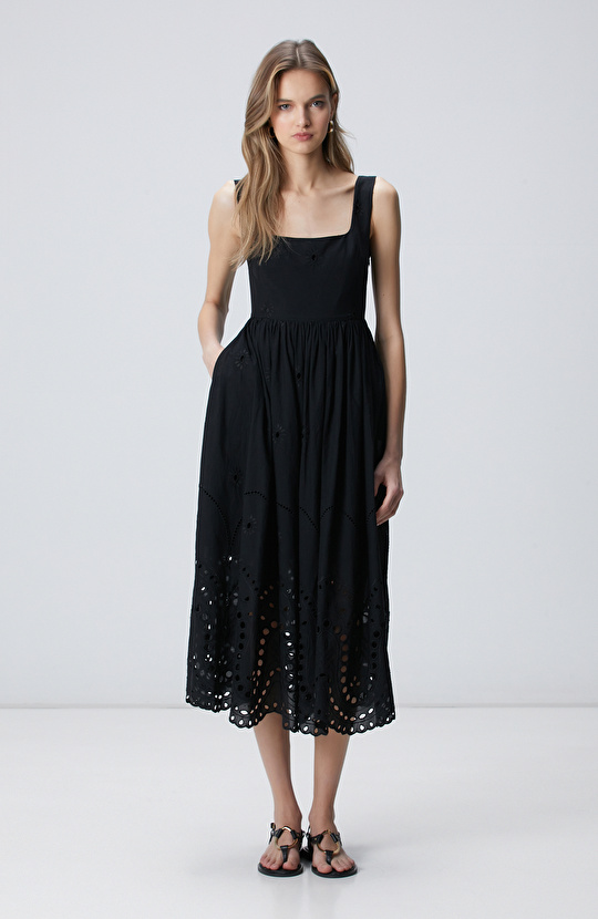 Siyah Güpürlü Maksi Elbise