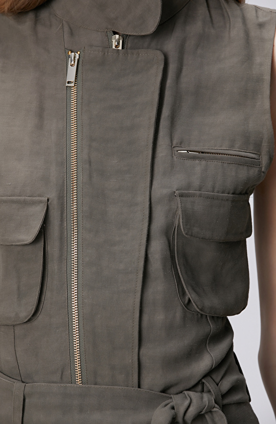 Haki Dik Yaka Kolsuz Keten Karışımlı Tulum