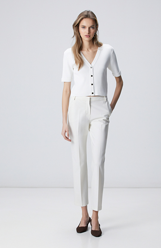 Kırık Beyaz Kısa Kollu Triko Ceket