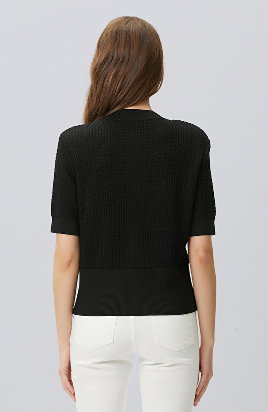 Siyah Kısa Kol Düğme Detaylı Triko Ceket