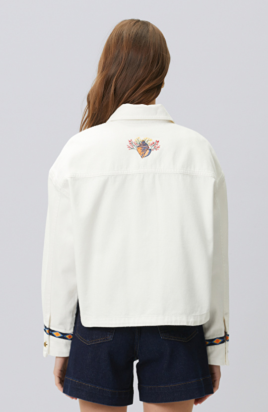 Beyaz Nakış ve Artwork Detaylı Denim Mont