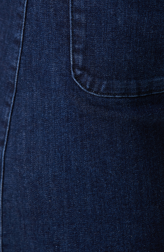 İndigo Cep Detaylı Denim Şort