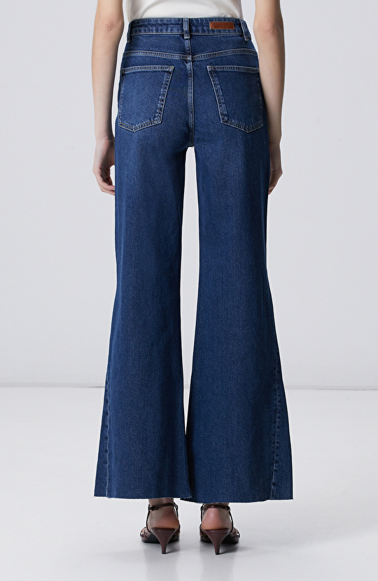 İndigo Geniş Paça Detaylı Denim Pantolon