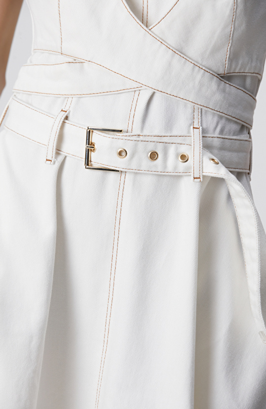 Kırık Beyaz Dikiş Detaylı Midi Denim Elbise
