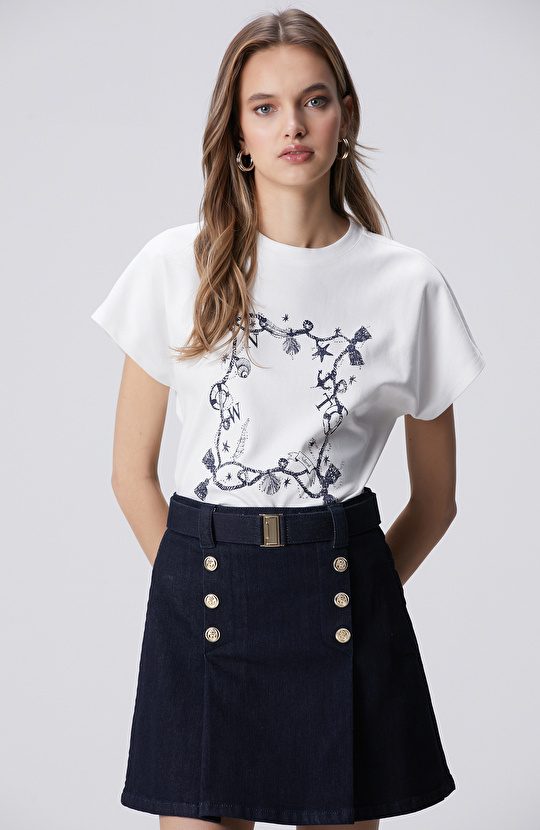 Kırık Beyaz Baskılı Hotfixli T-shirt