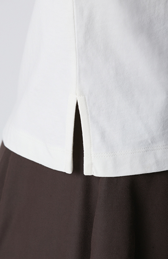 Kırık Beyaz Baskılı T-shirt