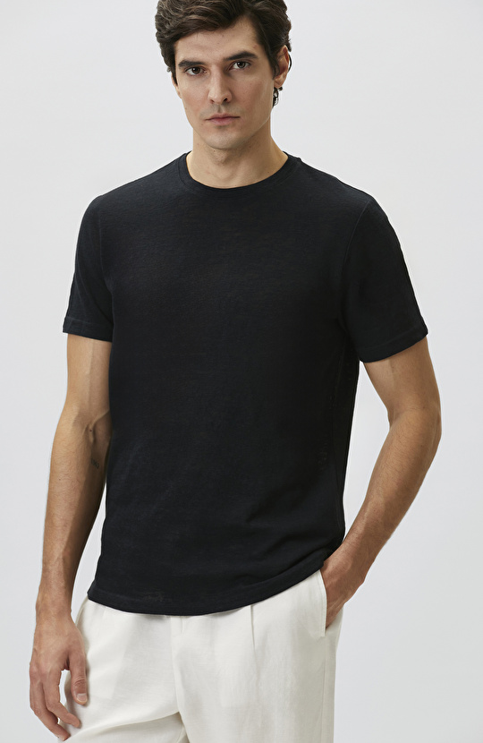 Navy Blue Basic T-shirt