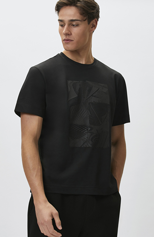 Siyah Enjeksiyon Baskılı T-shirt