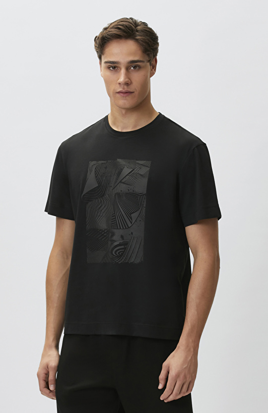 Siyah Enjeksiyon Baskılı T-shirt