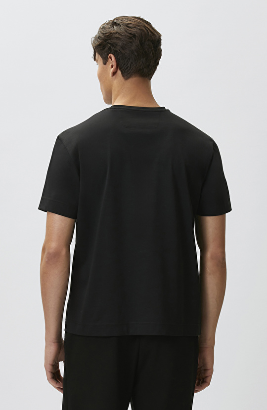 Siyah Enjeksiyon Baskılı T-shirt