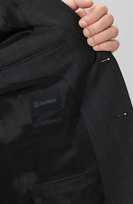 Siyah Çizgili Yün Karışımlı Takım Elbise