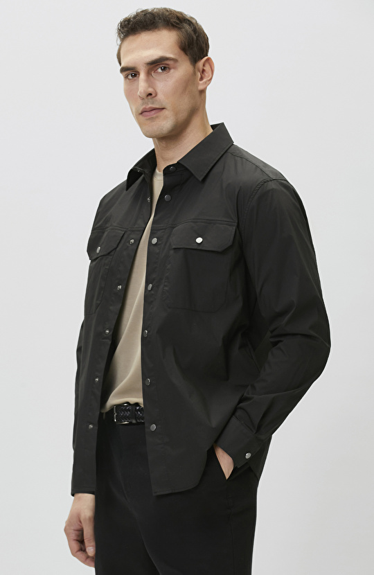 Siyah Çıtçıtlı Dış Gömlek