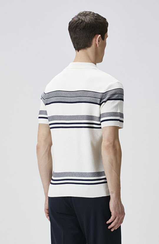 Kırık Beyaz Çizgili Triko Kazak