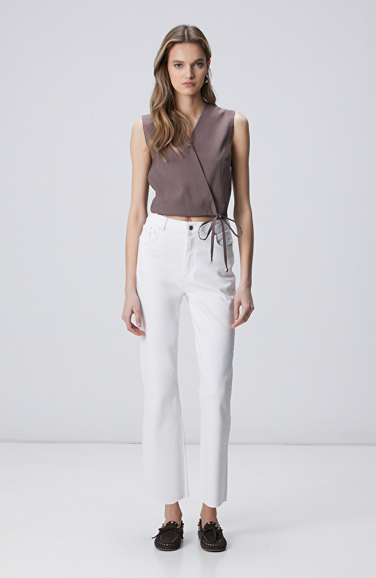 Kahverengi Etek Ucu Büzgülü T-shirt