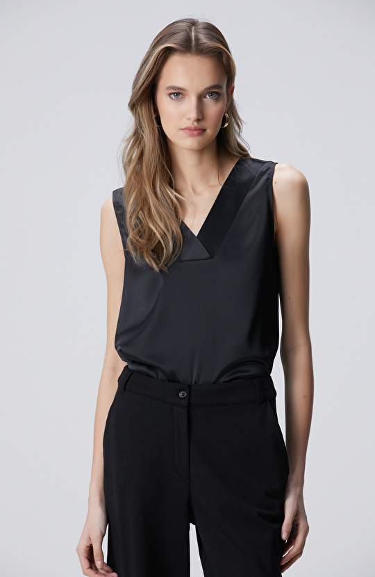 Siyah Kalın Askılı Basic Bluz