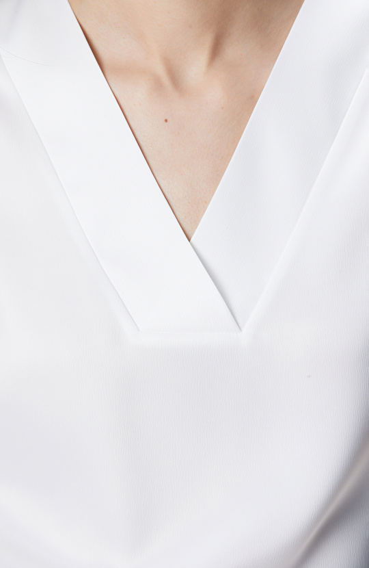 Kırık Beyaz Kalın Askılı Basic Bluz