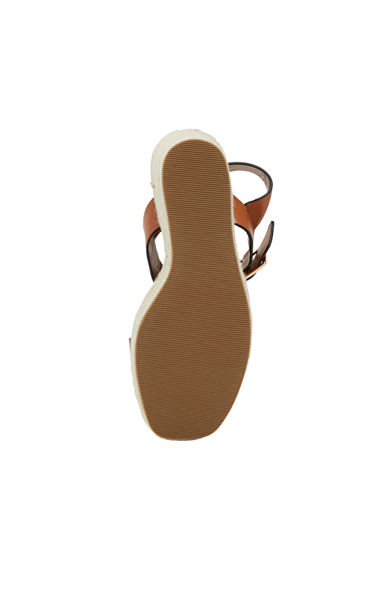 Tan Buckle Detailed Women's Leather Sandals