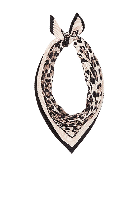 Kahverengi Pliseli Kadın Fular