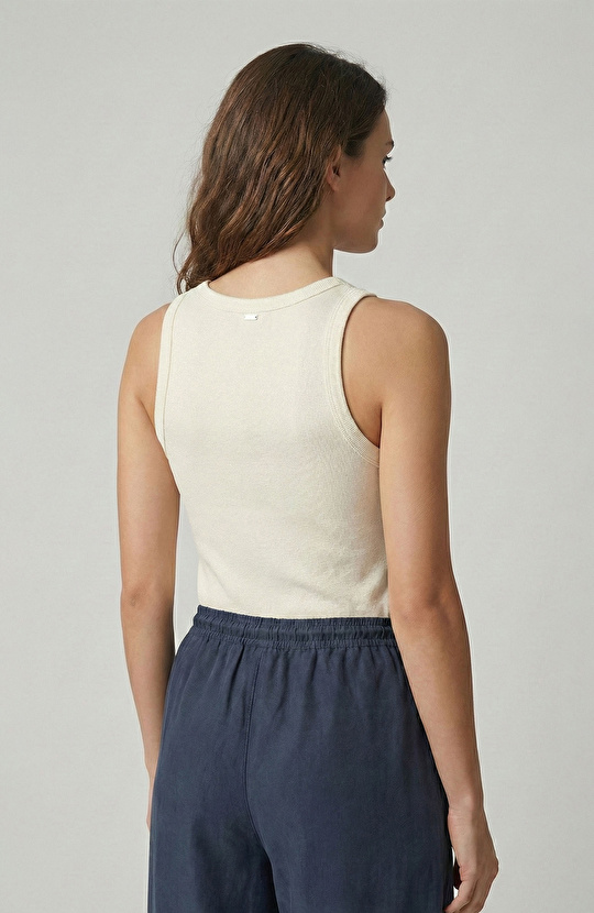 Kırık Beyaz Varak Baskılı Örme Atlet