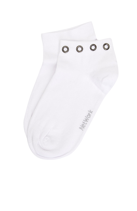 Beyaz Metal Aksesuar Detaylı Kadın Çorap