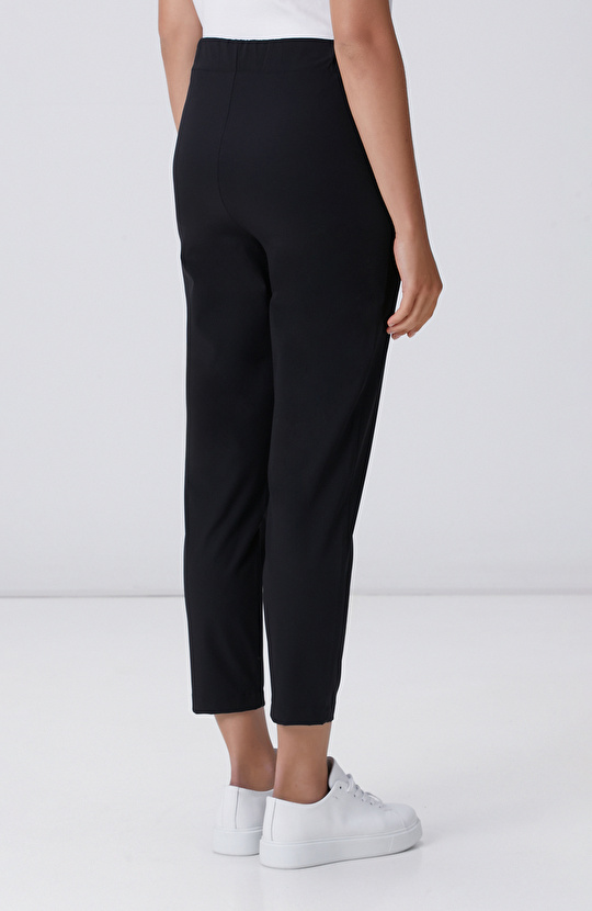 N-Tech Siyah Pantolon