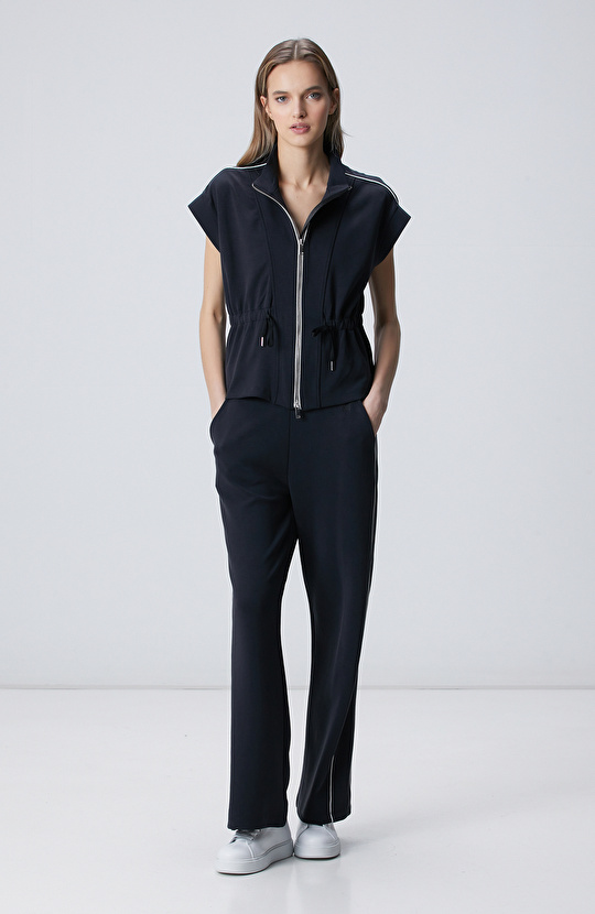 Siyah Modal Karışımlı Biye Detaylı Ceket