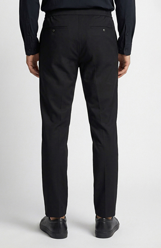 Siyah Diyagonal Desenli Eşofman Altı