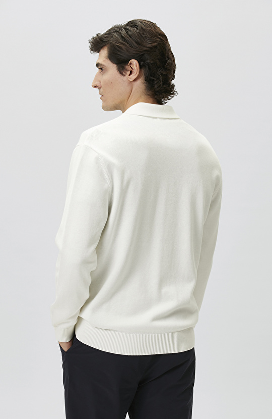 Kırık Beyaz Triko Hırka