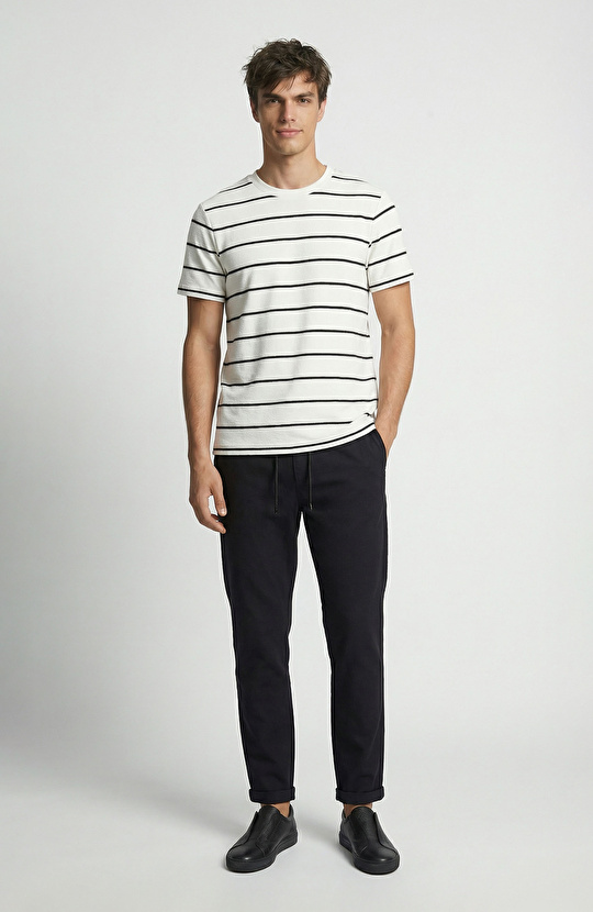 Beyaz Siyah Çizgili T-shirt