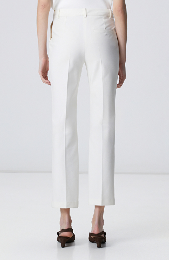 Kırık Beyaz Pantolon