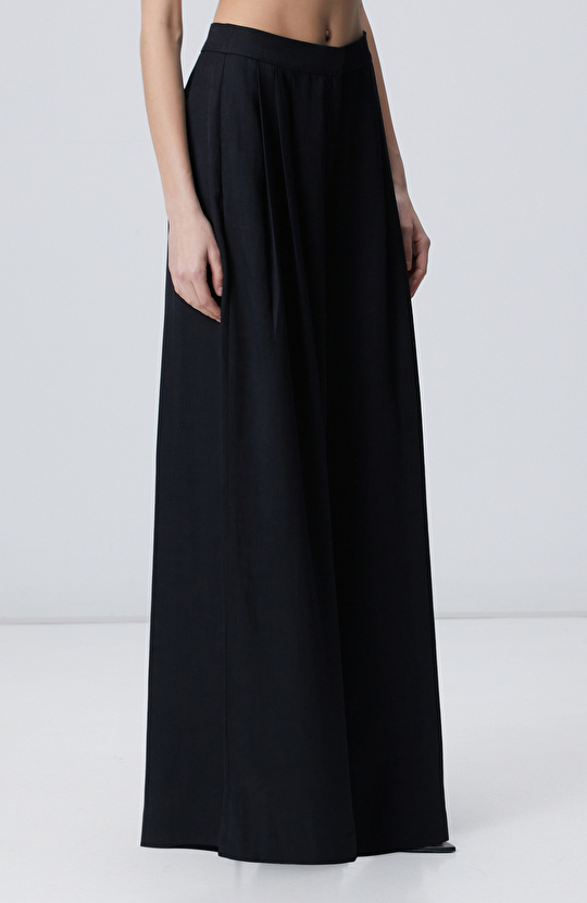 Siyah Pile Detaylı Keten Karışımlı Pantolon