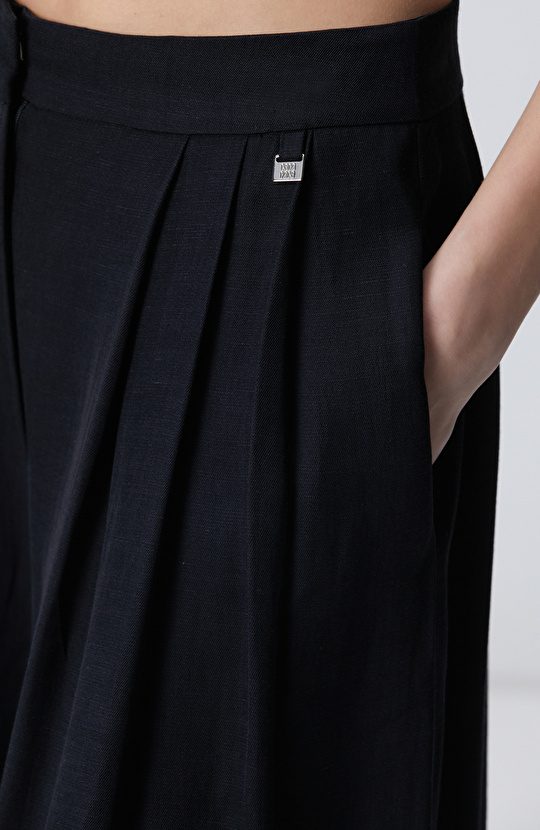 Siyah Pile Detaylı Keten Karışımlı Pantolon