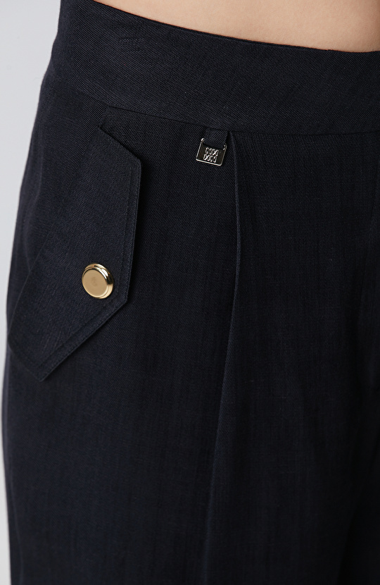 Siyah Keten Karışımlı Kapaklı Cepli Pantolon